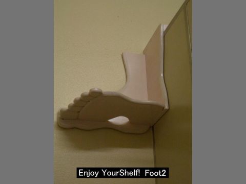 トイレ棚 Enjoy YourShelf! Foot2 7F女子トイレ手前
